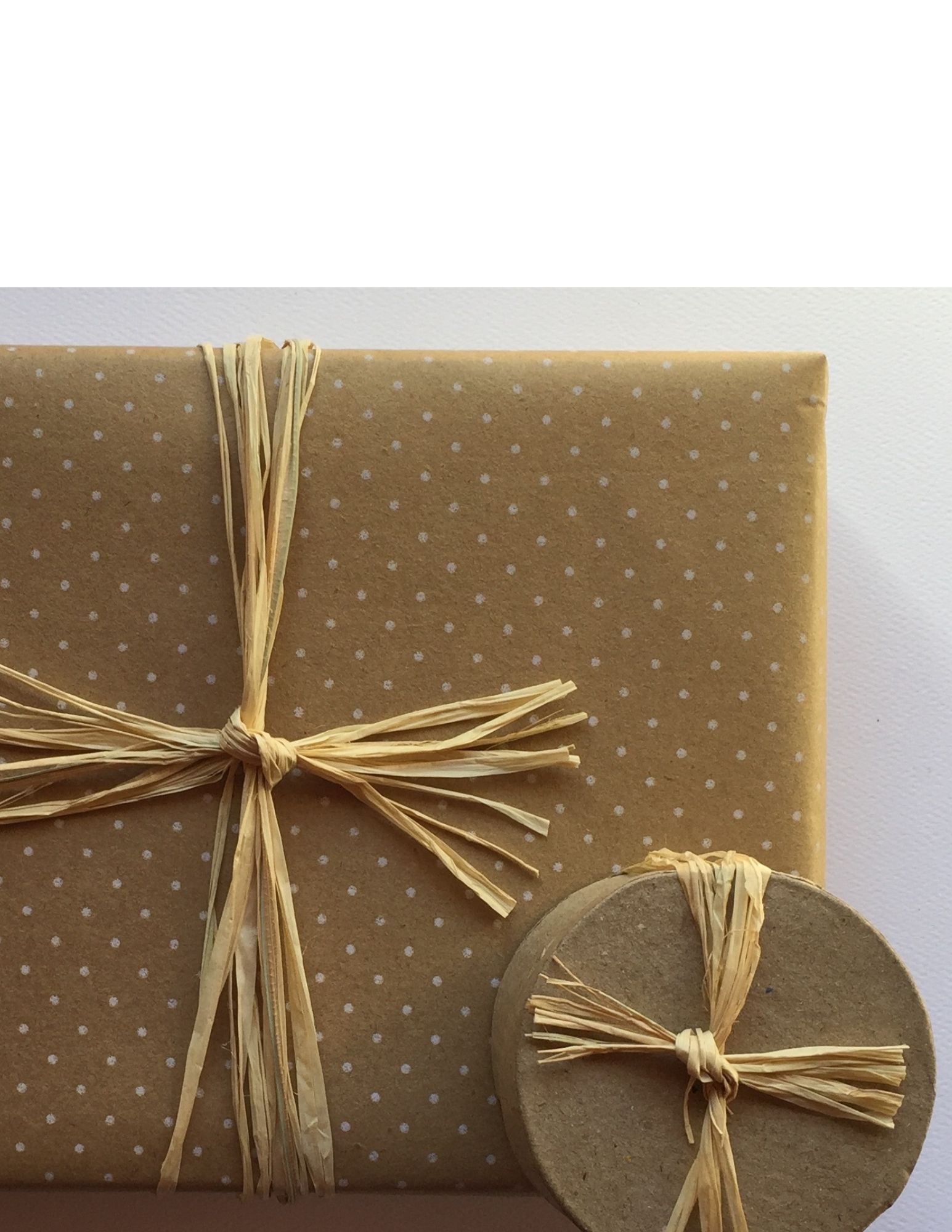  Neutral Wrapping Paper