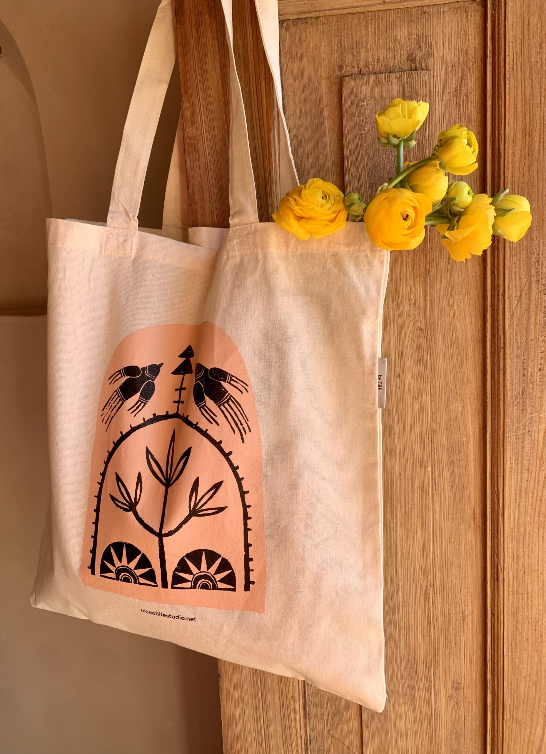 Flying swallow organic cotton tote bag - Tree of Life Studio